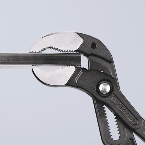 Knipex Cobra XXL Pipe Wrench and Water Pump Pliers Plastic Coated Grey Atramentized 560mm 87 01 560